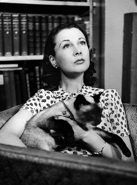 Vivien Leighs Extraordinary Life in Photos